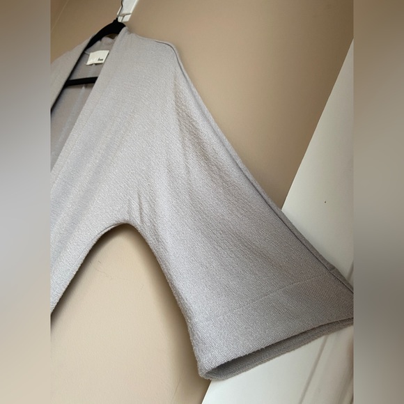 Aritzia Wilfred Free Zlata Sweater EUC - Picture 10 of 11